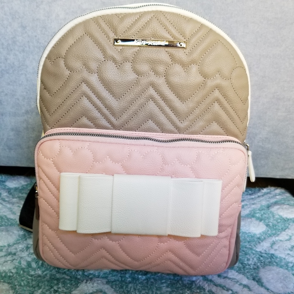 EUC- Betsey Johnson Backpack
